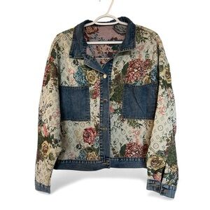 True Vintage One of a Kind Trendy Unique Floral Denim Women's Boxy Jacket Button